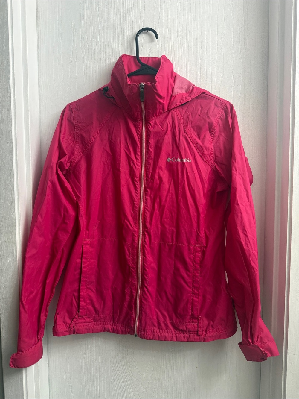 Columbia Women's Pink Lightweight Windbreaker
